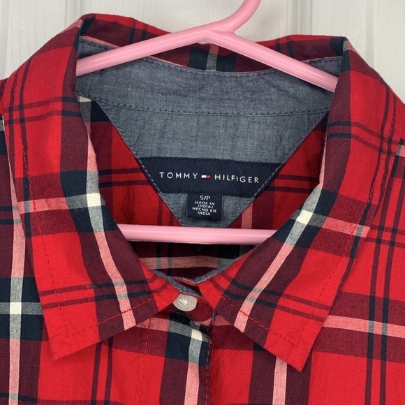 Tommy Hilfiger Red Plaid Blouse cuffed sleeves
24 button tabs women's size small - Picture 4 of 10